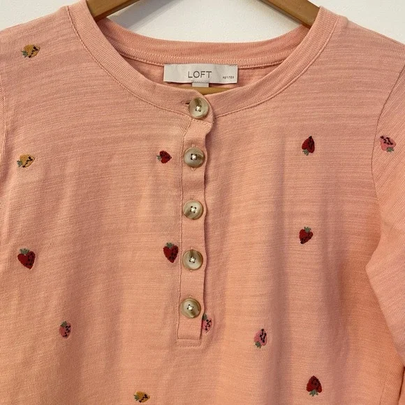 LOFT Petits Peach Sweater XXSP Strawberry Heart Embroidered Cottagecore Preppy - Picture 16 of 16